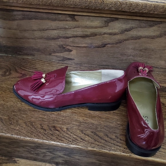 Guess Loafers - Picture 5 of 6